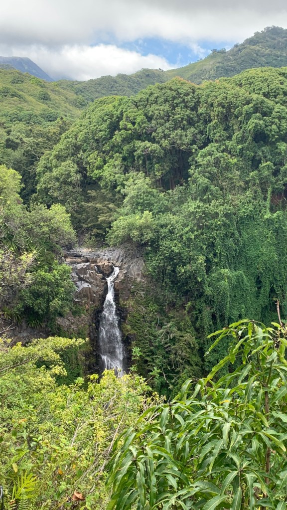Makahiku Falls